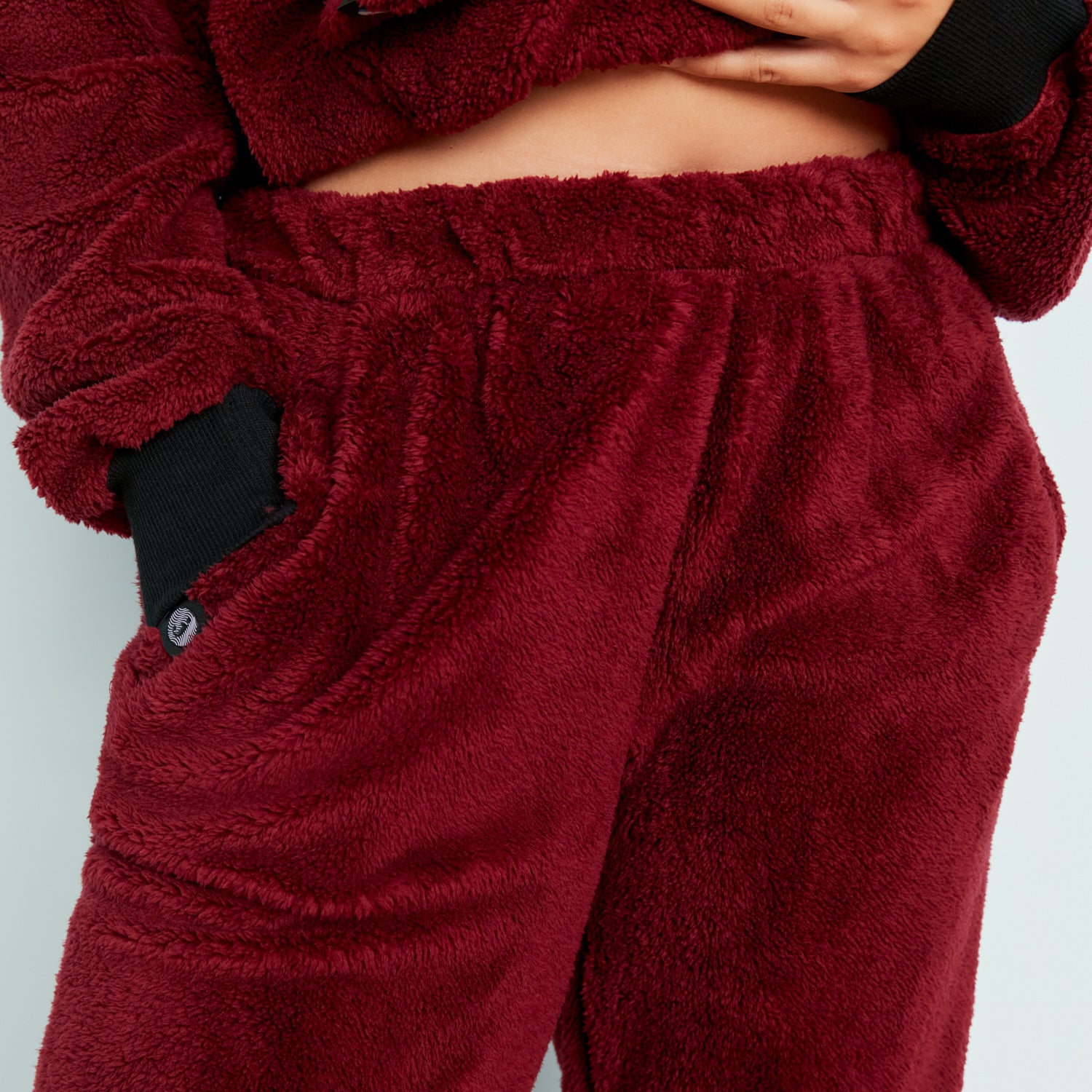 modelsizing1: Dana is 5’9” and wearing a medium. | first:best-sellers | type: women