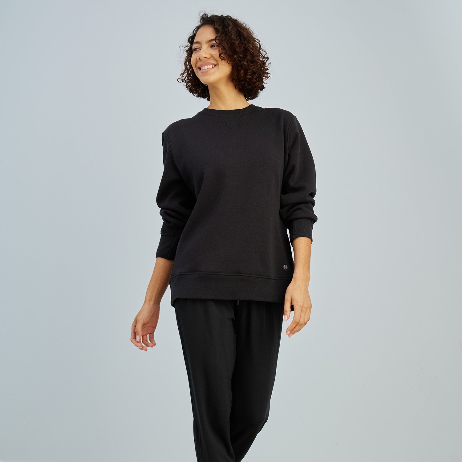 modelsizing1: Sharee is 5’9” and wearing a small. | type: women