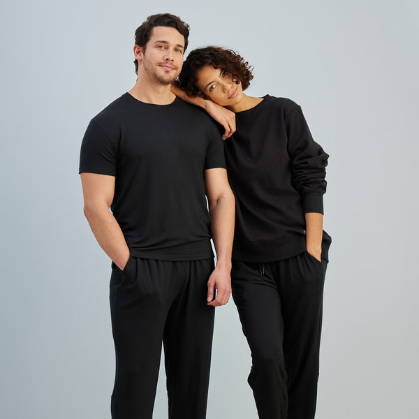 modelsizing1: Thomas is 5’10” and wearing a medium. | modelsizing1: Sharee is 5’9” and wearing a small.