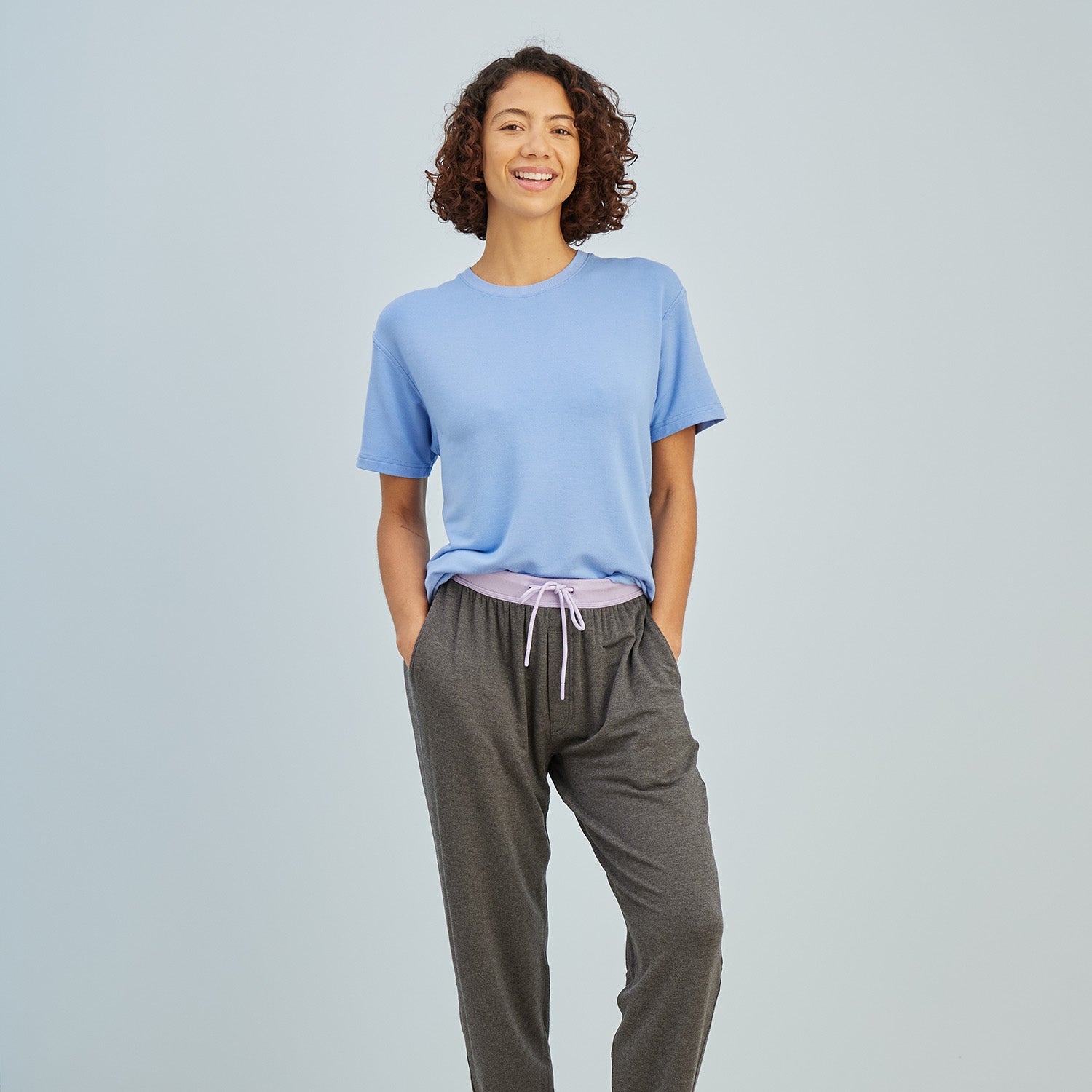 modelsizing1: Sharee is 5’9” and wearing a small. | type: women