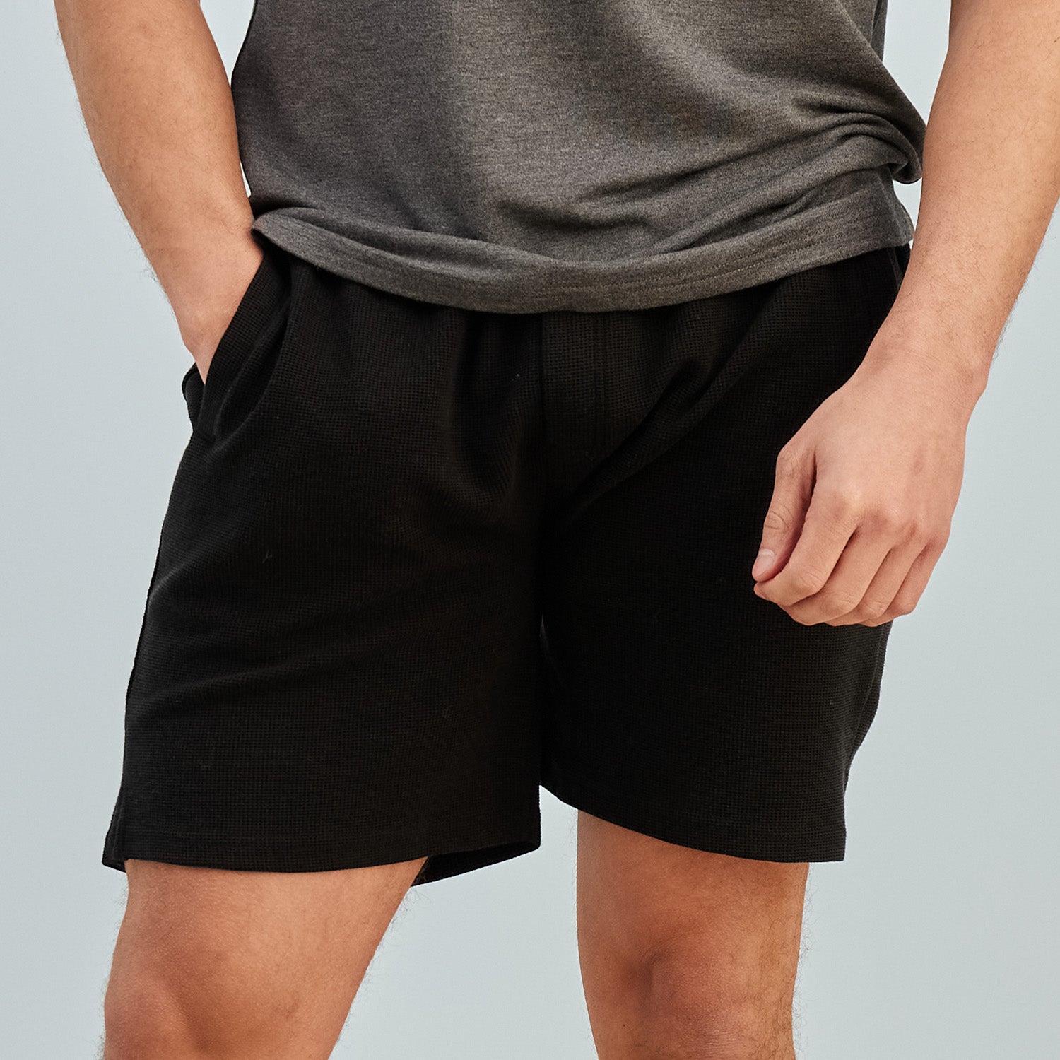 modelsizing1: Thomas is 5’10” and wearing a medium. | type: men
