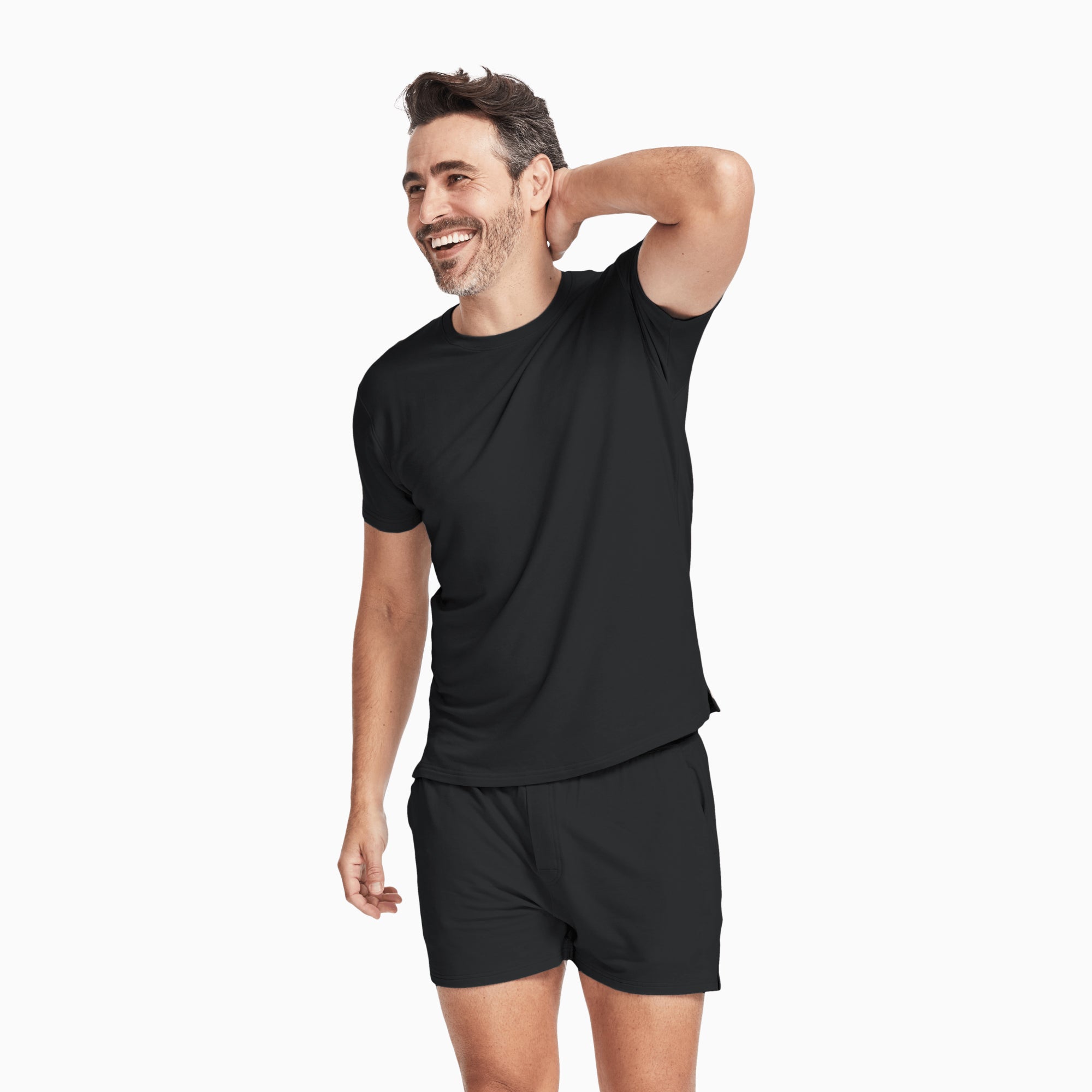 modelsizing1: Maiko is 6’2” and wearing a medium. | first: best-sellers, bottoms, jambys | type: men