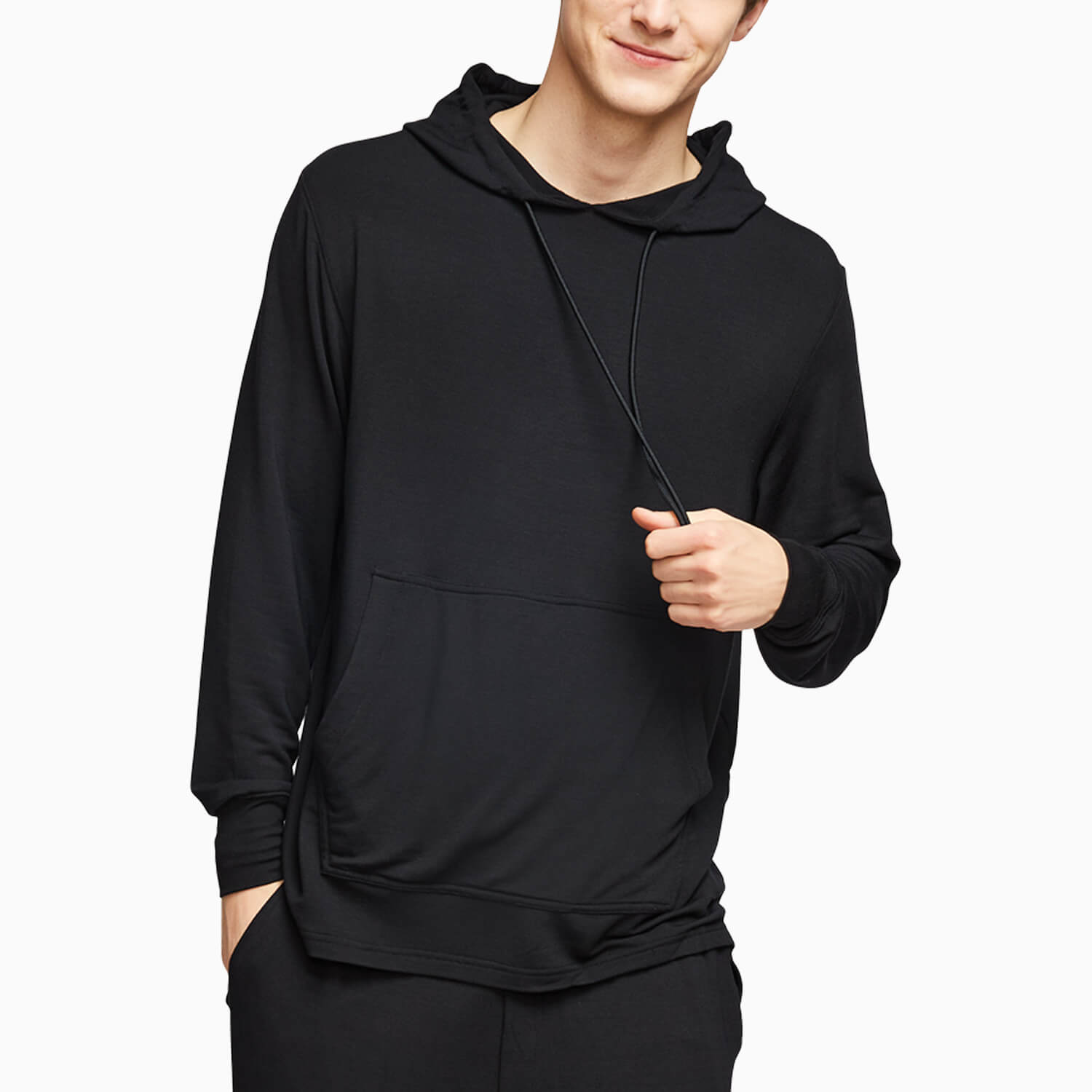 modelsizing1: Ben is 6’1” and wearing a medium. | type: men