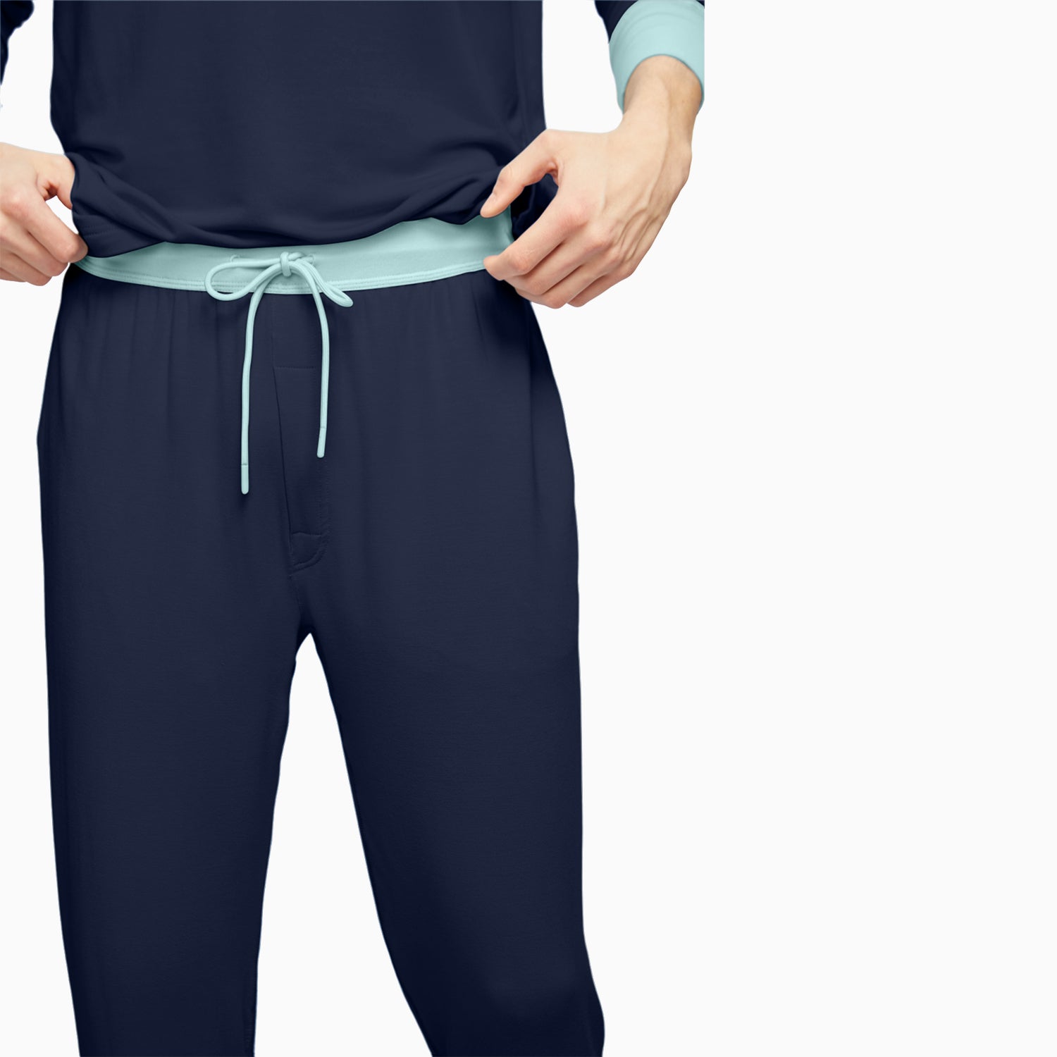 modelsizing1: Ben is 6’1” and wearing a medium. | type: men