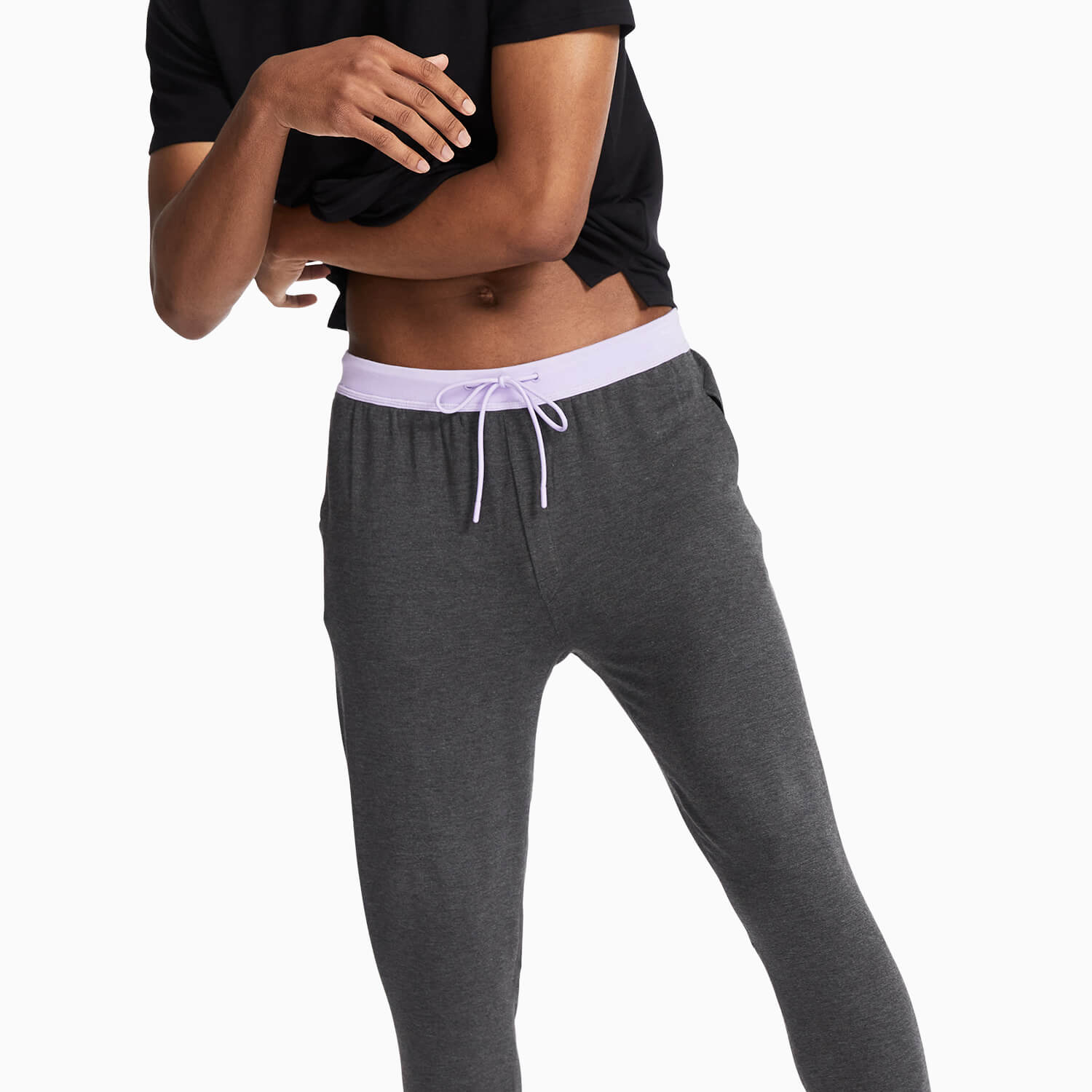 modelsizing1: Brandon is 6’0” and wearing a medium. | type: men