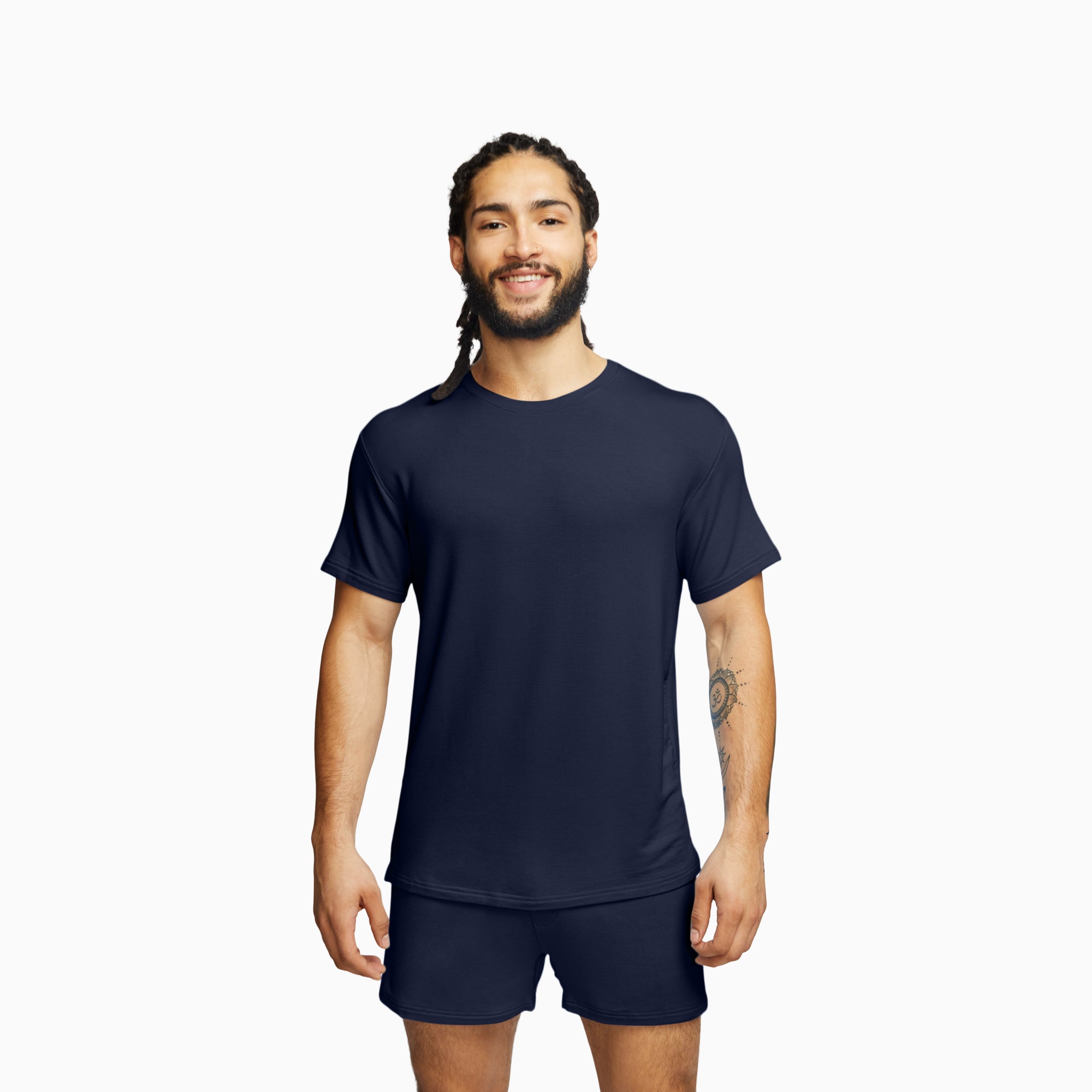 modelsizing1: Laurencio is 5’11” and wearing a medium. | first: mens, best-sellers, tops, bottoms | type: men