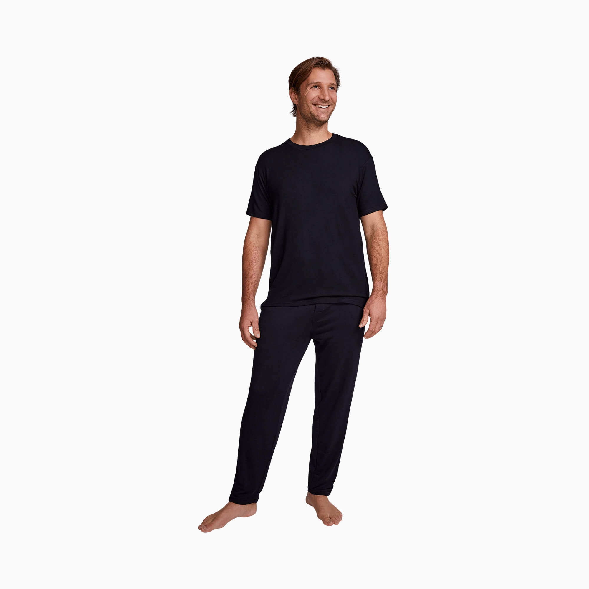 modelsizing1: Andy is 6'1" and wearing a medium. | first: mens, best-sellers, tops, bottoms | type: men